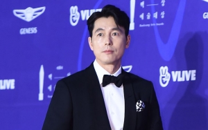 Baeksang Arts Awards 2019: Jung Woo Sung Dinilai Tak Pantas Raih Daesang Film