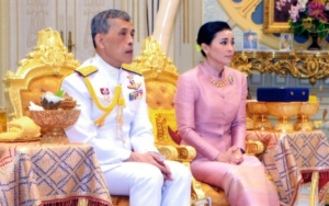 Raja Thailand Nikahi Pengawal Pribadi Beberapa Hari Jelang Penobatan