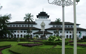 Tengok Museum Keren di Gedung Sate Bandung