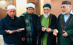 Opick Diamanahi Jaga Sehelai Rambut Rasul Oleh Dewan Ulama Turki, Sempat Alami Mimpi Luar Biasa
