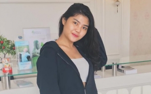 Rosa Meldianti Pakai Busana Muslim Hingga Baju Macan Tutul, Diejek Bak Setan Berkeliaran