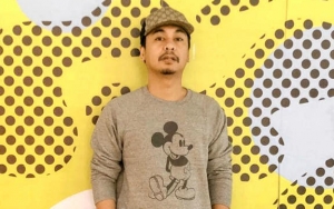 Manis Hingga Kocak, Intip 6 Momen Raditya Dika Bersama Putrinya yang Baru Lahir
