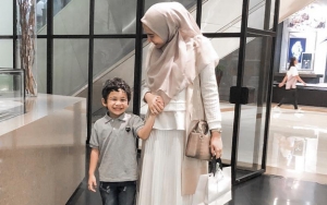  Zaskia Sungkar-Irwansyah Dekat Anak Shireen, Sengaja Buat Pancingan?