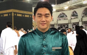 Ifan Seventeen Disapa Mendiang Istri Lewat Mimpi Saat Umrah, Dapat Pesan Menyentuh Ini