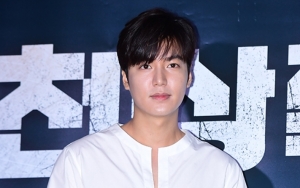 Lee Min Ho Pose Ganteng Malam-Malam, Fans Ngeri Karena Ini 