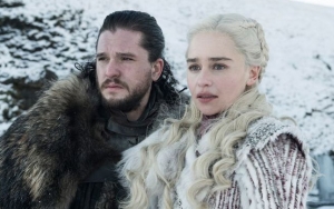 Jon Snow Bakal Bunuh Daenerys Targaryen di Episode Final 'Game of Thrones'?