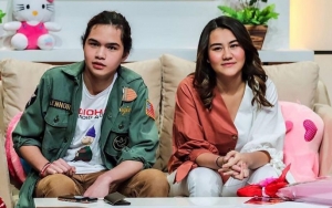 Aaliyah Massaid dan Dul Jaelani Kompak Pakai Seragam SMA, Pamer Senyum Tipis Disebut Mirip Banget