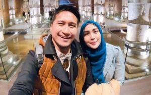 Arie Untung Tuai Pro Kontra Bahas Poligami, Isyaratkan Ingin Menduakan Fenita Arie?