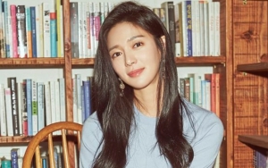 Kecantikan Lee Elijah di Foto Adegan 'Aide' Berhasil Meluluhkan Hati Penggemar