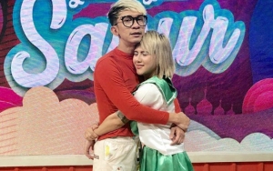 Aming 'Ngamuk' Heboh Saat Sahur Dikasih Telur Mentah, Reaksi Sabar Evelin Dipuji Fans