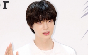Penampilan Baru Ahn Jae Hyun di Teaser 'Kang's Kitchen 2' Sukses Bikin Fans Terkejut