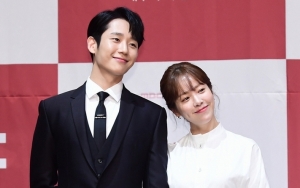 Jung Hae In - Han Ji Min Foto Bareng Usai Jumpa Pers 'One Spring Night', Dikira Momen Pernikahan