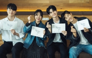 Ong Sung Woo Dan Kim Hyang Gi Tampil Serasi di Sesi Baca Naskah '18 Moments'