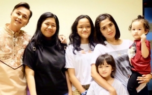 Ussy Sulistiawaty Sakit, Momen Andhika Pratama Main Bareng Ke-4 Putrinya Bikin Tersentuh