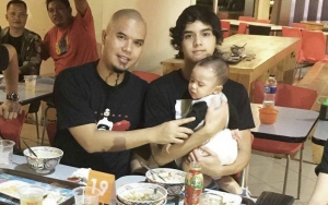 Al Ghazali Pamer Foto Lawas Peringati Ultah Sang Ayah, Netter Minta Ahmad Dhani Balik Jadi Musisi 