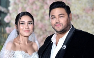  Ayu Ting Ting Ketahuan Kirim Tanda Cinta di Postingan Ivan Gunawan, Kode Sudah Jadian?