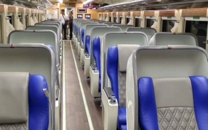 Gerbong Sleeper Bakal Gabung Dengan Kereta Lain