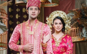 Irish Bella Pamer Bukti Hamil Calon Anak Pertama, Ammar Zoni Mewek Terharu 'My Wife Is Pregnant'