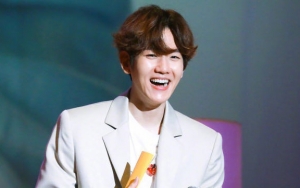 Baekhyun EXO Bikin Fans Heboh Gelar Siaran Instagram Live Tanpa Pakaian
