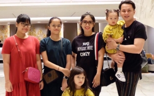 Ussy Sulistiwaty Posting Foto Reuni Keluarga, Andhika Pratama: Big Family!