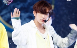 Jinyoung GOT7 Tuai Pujian Usai Tunjukkan Profesionalitas Saat Alami Masalah Audio