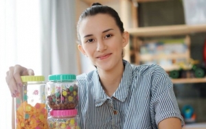 Dahlia Poland Lahirkan Anak Kedua, Ukuran Sang Buah Hati Malah Disebut Seperti Bayi Usia 3 Bulan