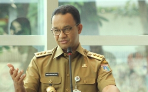 Anies Baswedan Malah Ditagih Jakmania Soal Janji Bangun Stadion Saat Ikut Takbir Keliling