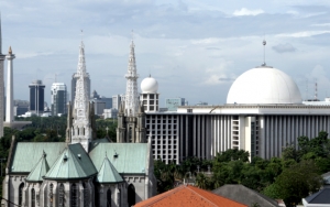Kisah Gereja Katedral Siapkan Parkiran dan Tempat Wudhu Bagi Jemaah Salat Id Masjid Istiqlal