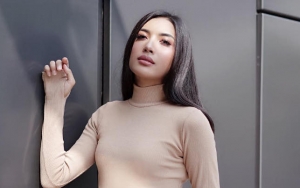 Ashanty Ikhlas Millendaru Cantik Pakai Kaftan Lebaran, Lirikan Judes Azriel Adik Aurel Disorot