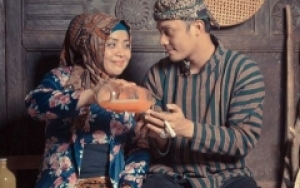 Muzdalifah Lebaran Bareng Suami Baru, Netter : Kayak Tante Sama Keponakan