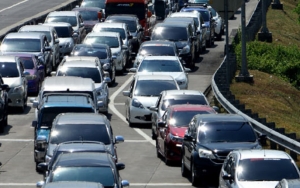 Terjebak Macet Saat Perjalanan Arus Balik? Usir Rasa Bosan dengan 8 Tips Ini