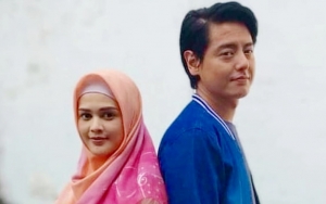Lebaran Pertama Sejak Masuk Islam, Roger Danuarta Sumringah Ditemani Cut Meyriska