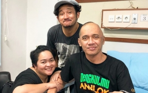 Jenguk Ke RS, Dukungan Komedian Sinyorita Untuk Agung Hercules Banjir Semangat Rekan Artis