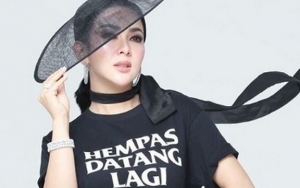  Diledek Kayak Dukun, Ternyata Segini Harga Ikat Kepala Syahrini