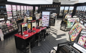 Kurangi Beli Make Up Secara Online Untuk Menghidari Barang Palsu