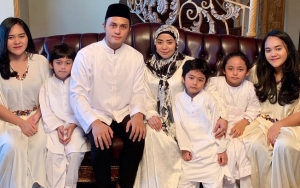 Suami Muzdalifah 'Hura-Hura' Saat Bisnis Katering Istri Dihujat, Chat Bareng Putri Tiri Disorot
