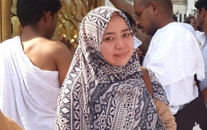 Ingin Ajarkan Hidup Sederhana, Muzdalifah Ajak Anak Sulung Belajar Bisnis Katering