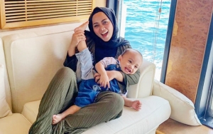 Xabiru Putra Rachel Vennya Dikerubuti Kucing Bikin Netter Bergidik 'Ngeri' Sekaligus Gemas