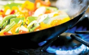 Cegah Penyakit Hepatitis A dengan Memasak Makanan Sampai Matang