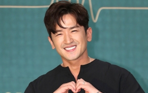 Lee Min Woo Shinhwa Dituduh Paksa Cium dan Lecehkan 2 Wanita, Agensi Beri Respon