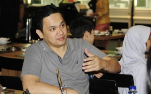 Jadi Pengacara Kasus Vlog 'Ikan Asin' Rey Utami Dan Suami, Farhat Abbas Dicibir Pansos