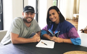 Demi Lovato Lebih Pilih Bela Scooter Braun Ketimbang Taylor Swift, Ini Alasannya
