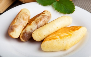 Kue Pukis, Pancake Khas Indonesia yang Berbentuk Setengah Lingkaran