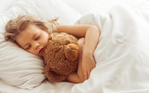 Pola Tidur Juga Harus Diperhatikan Karena Berpengaruh Pada Berat Badan Anak
