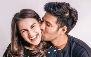 Heboh Ammar Zoni 'Tersangka' Pamer Borgol, Ekspresi 'Nakal' Irish Bella Hamil Anak Kembar Disorot