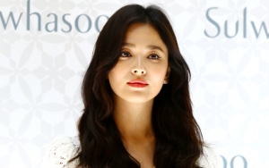 Song Hye Kyo Tampil Perdana Usai Digugat Cerai Song Joong Ki, Netter Ejek Makin Gemuk