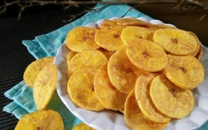 Cicipi Juga Keripik Pisan Aneka Rasa Yang Pasti Bikin Ketagihan