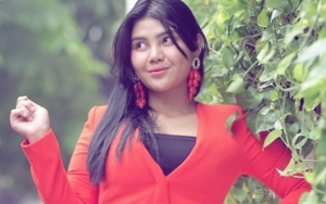Sumpahi Dewi Persik Kena Karma, Meldi 'Kualat' Dibully Ngaku-Ngaku Wajah Cinderella dan Dada Ngintip