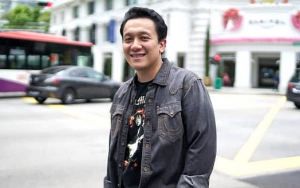 Intip Kocaknya Stafsus Presiden Diaz Hendropriyono Balas Iklan Olshop di Komentar