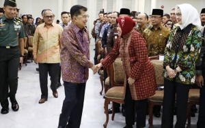 Pujian JK Untuk Walkot Surabaya Risma Saat Buka Acara Rating Kota Cerdas